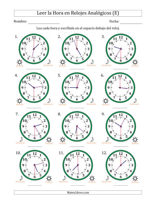 La hoja de ejercicios de Leer la Hora en Relojes Analógicos de 12 Horas en Intervalos de 30 Segundo (12 Relojes) (E)